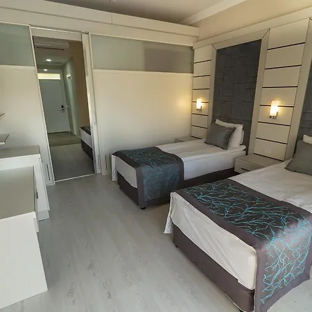 Linda Otel Manavgat