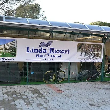 Linda Manavgat