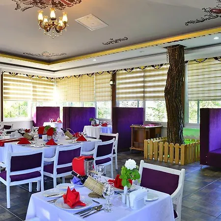 Linda Hotel