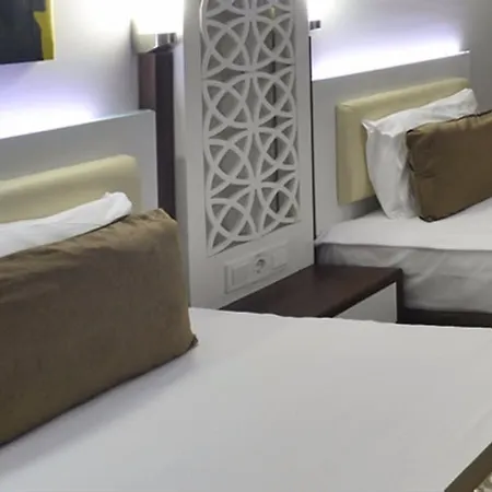 Hotel Linda 5*