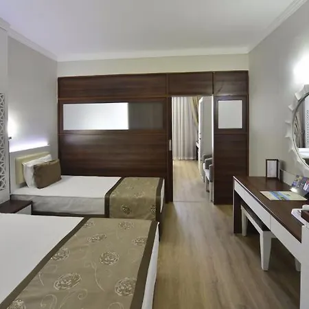 Hotel Linda Side